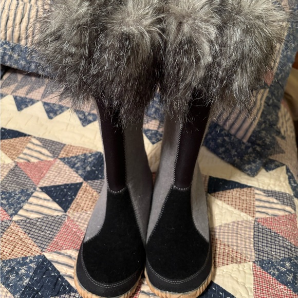 Sorel Womens ARCTIC Multi Color Boots Size 8 - Picture 2 of 7